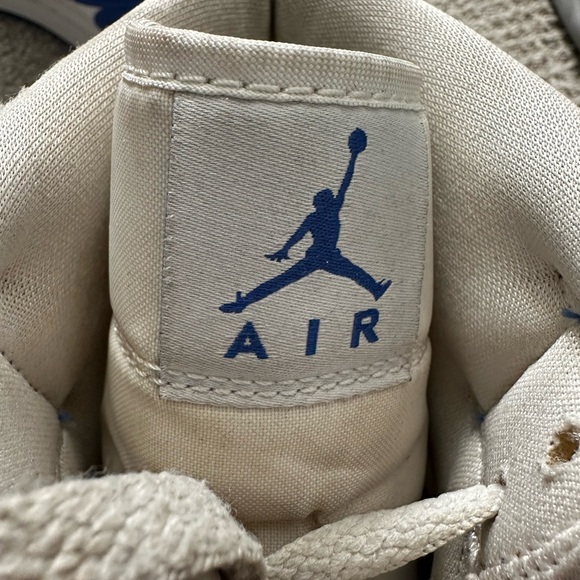 Air Jordan 1 Mid “Kentucky Blue” BQ6472‑104 Size 12 Used - Picture 6 of 6